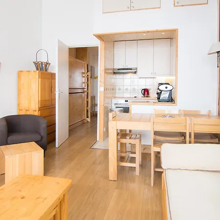 2p Spacieux Au Val-claret, Balcon Sud/ouest, A 500m Des Pistes, Wifi, Animaux Admis - Fr-1-449-155 Lejlighed